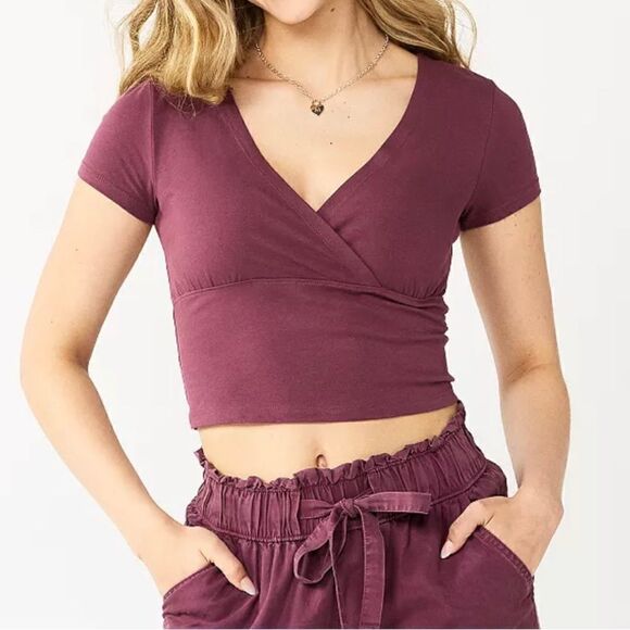 SO Women’s Cropped Wrap Tee Shirt In Plum Prune Size Large - Picture 1 of 6